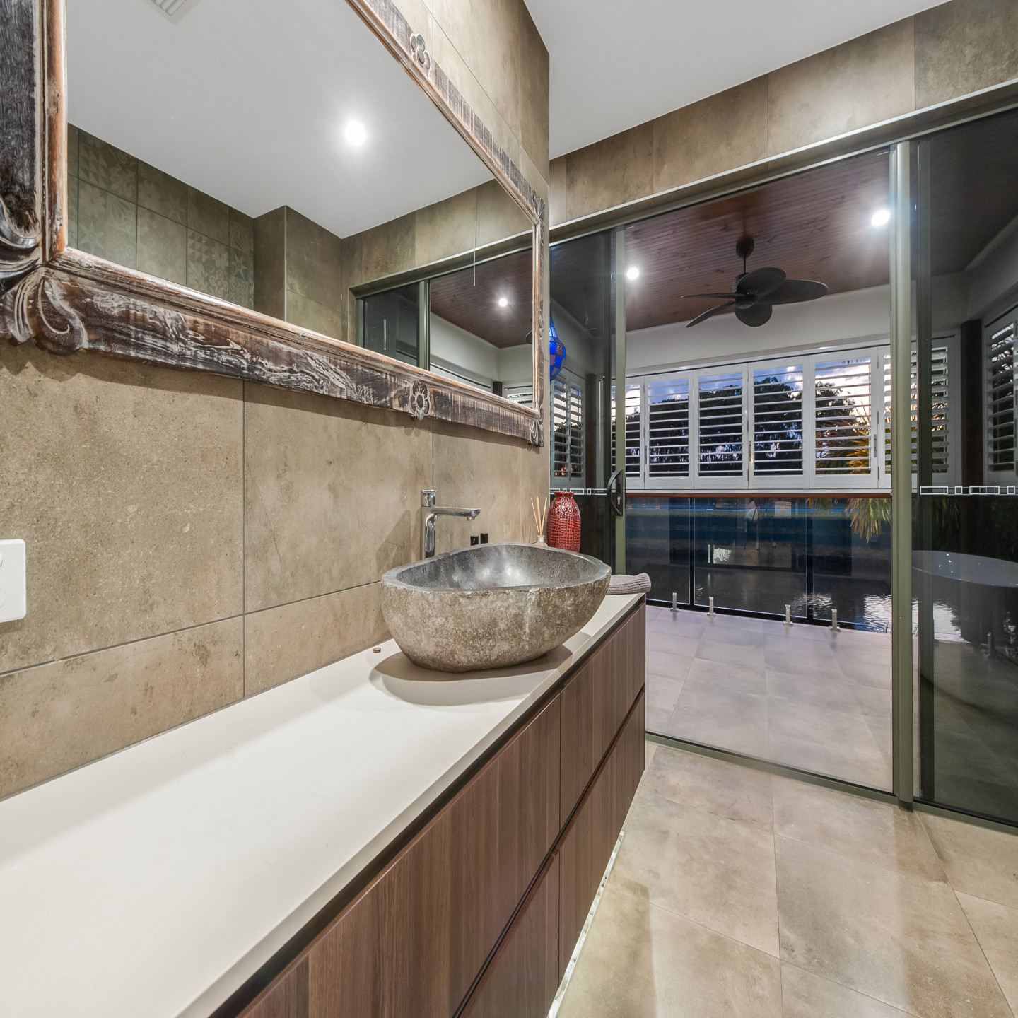 5 Meridien Drive photo 16