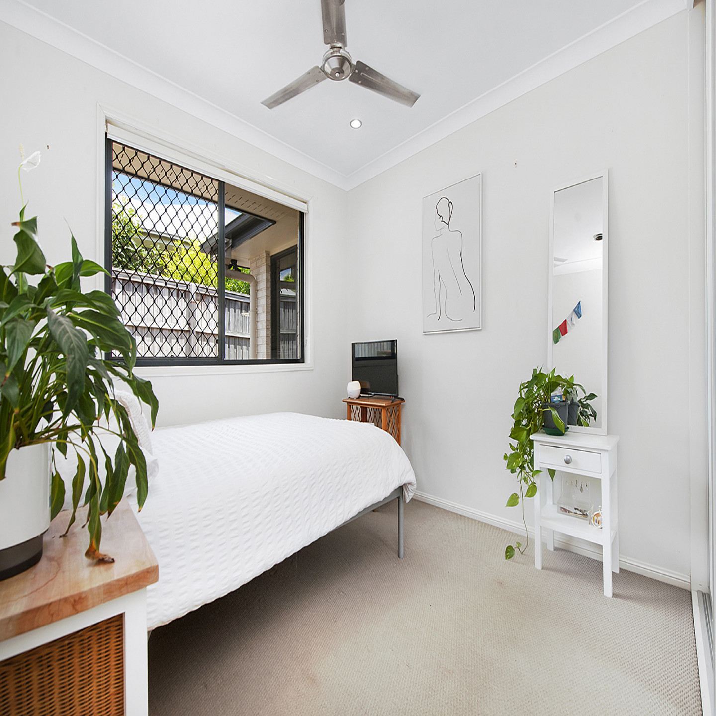 4 Macadam Court photo 16