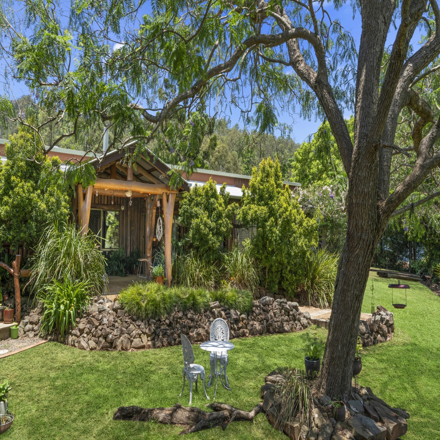 878 Mount Byron Road photo 2