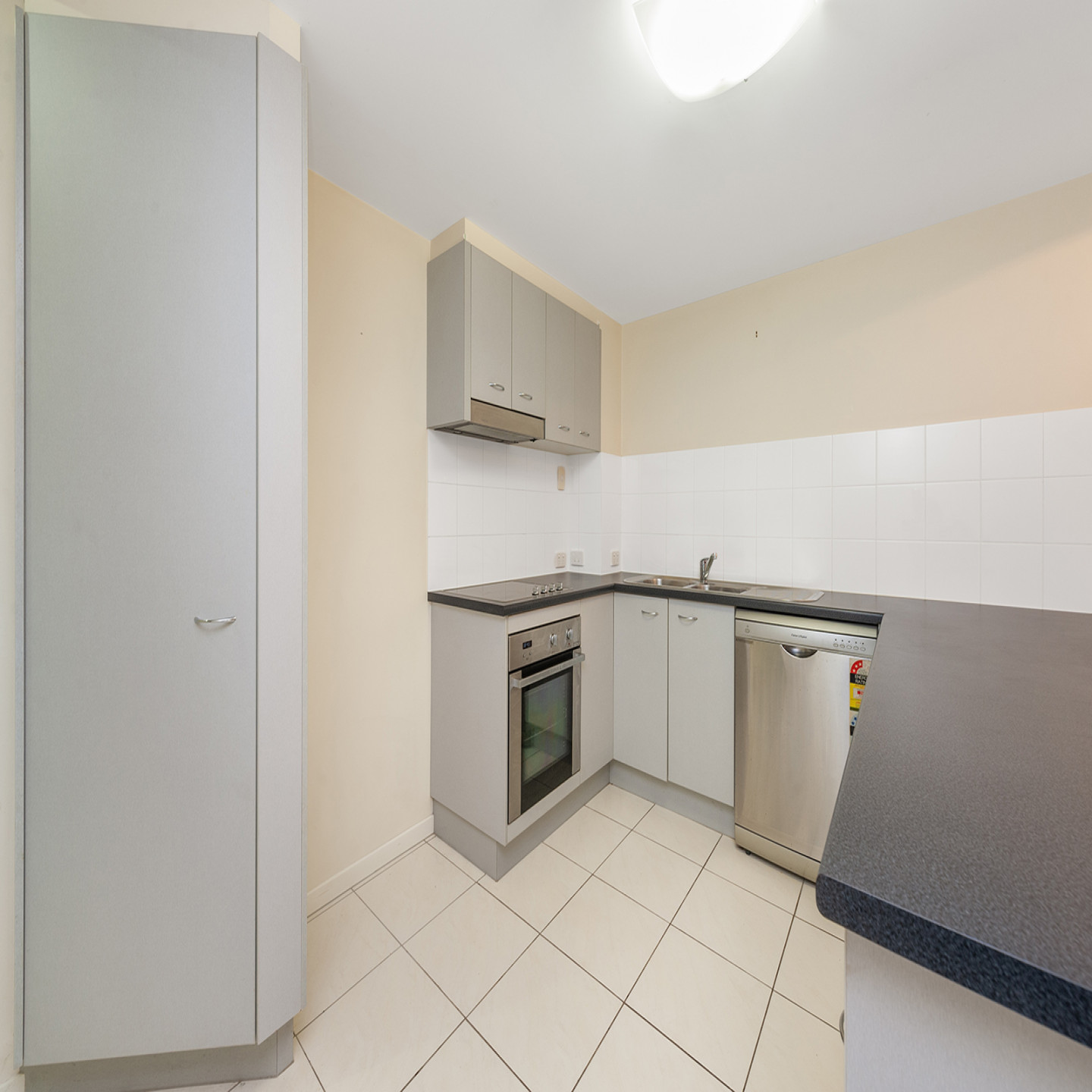 12/70 Netherton Street