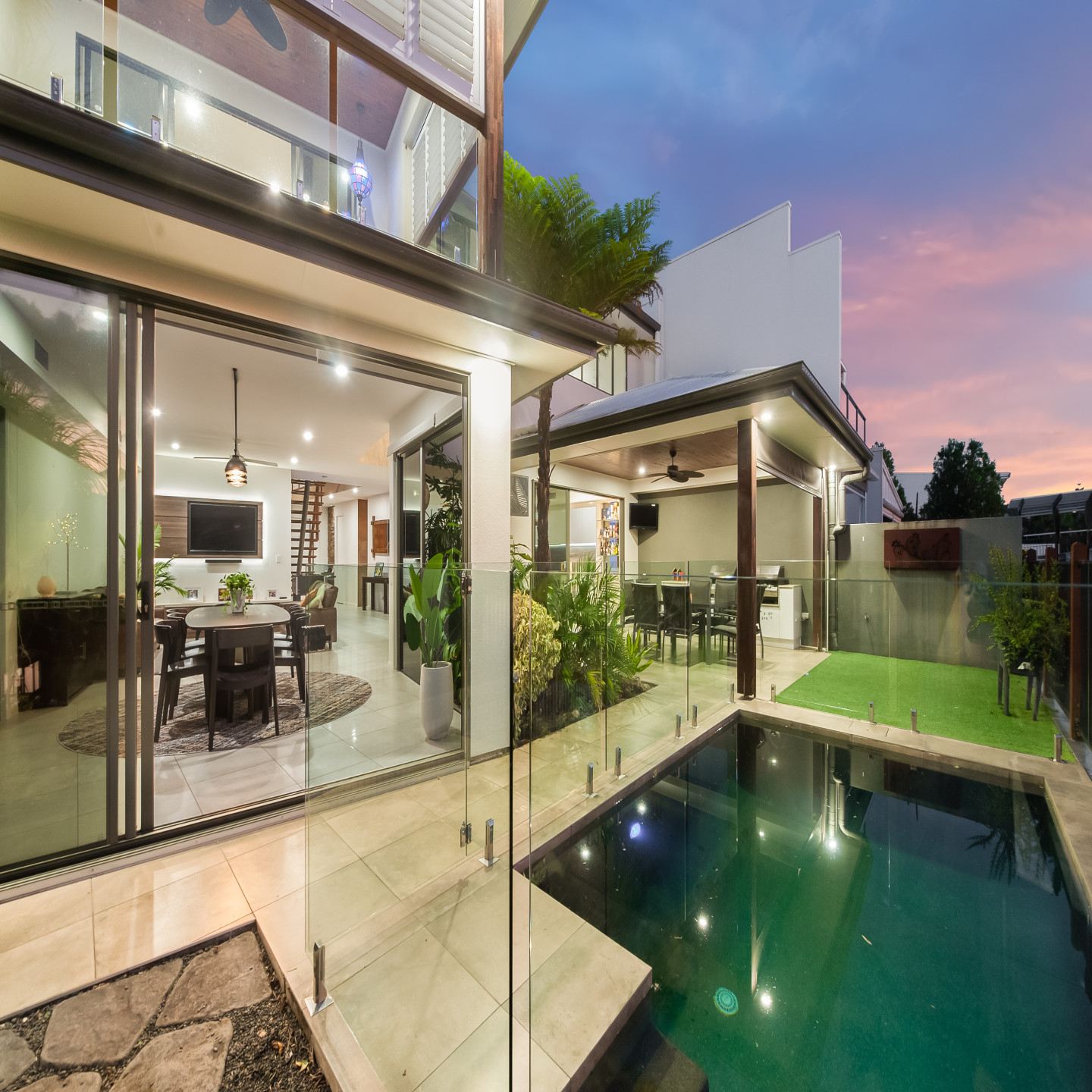 5 Meridien Drive photo 18