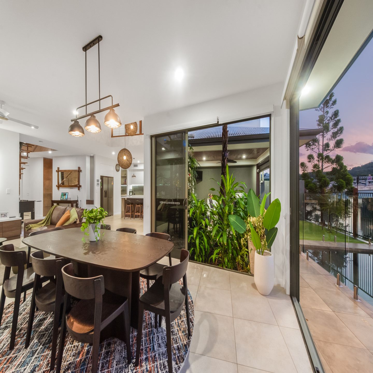 5 Meridien Drive photo 40