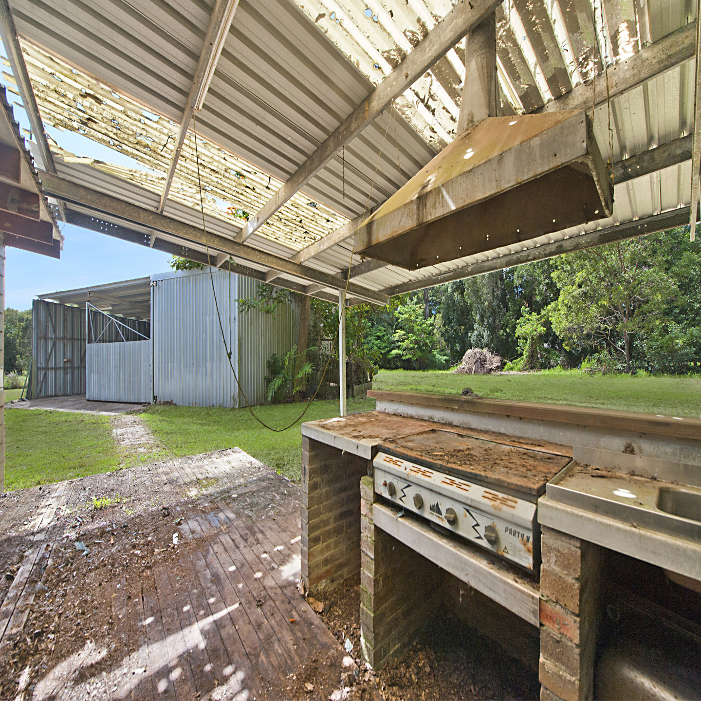 42 Corlis Avenue photo 2