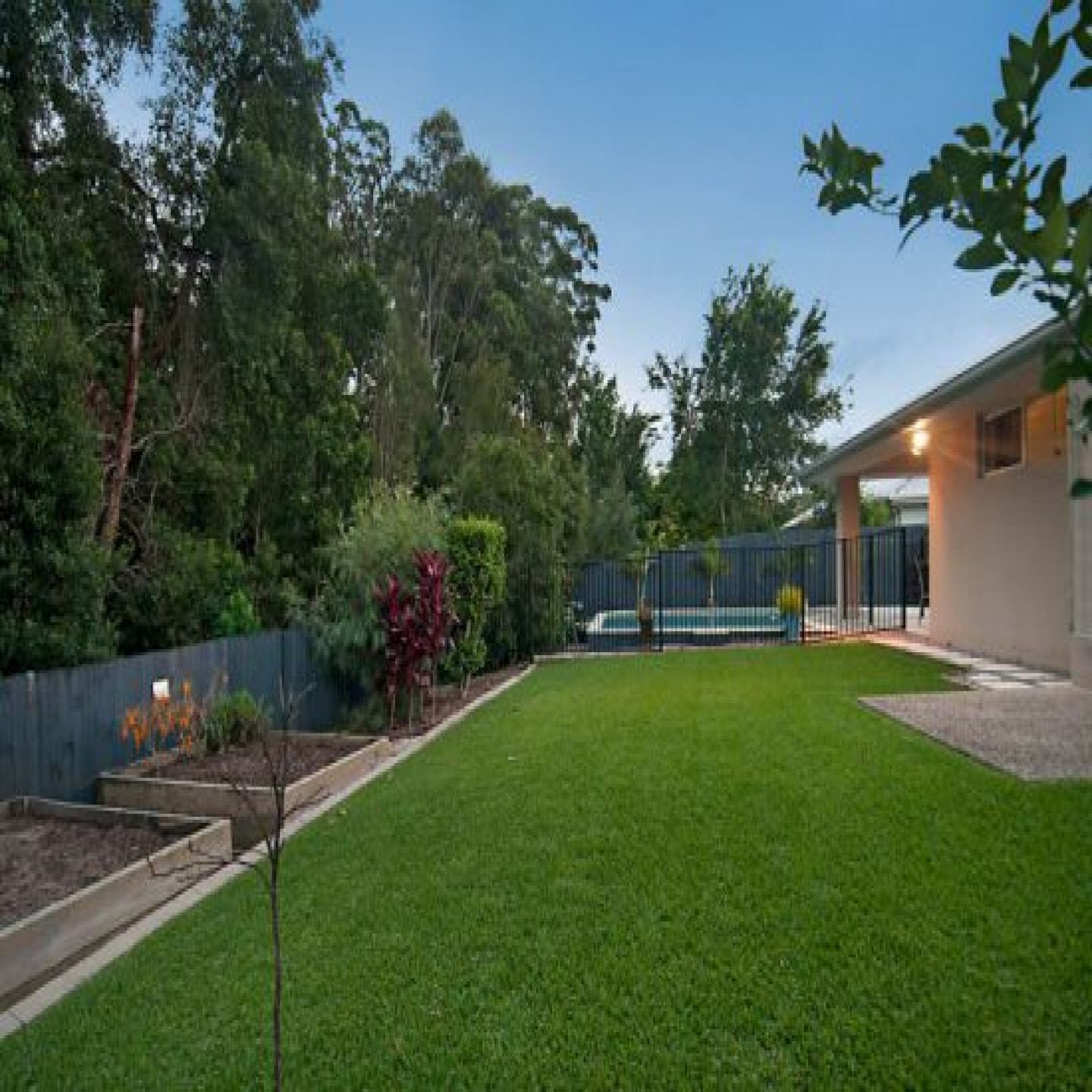 10 Flame Tree Court