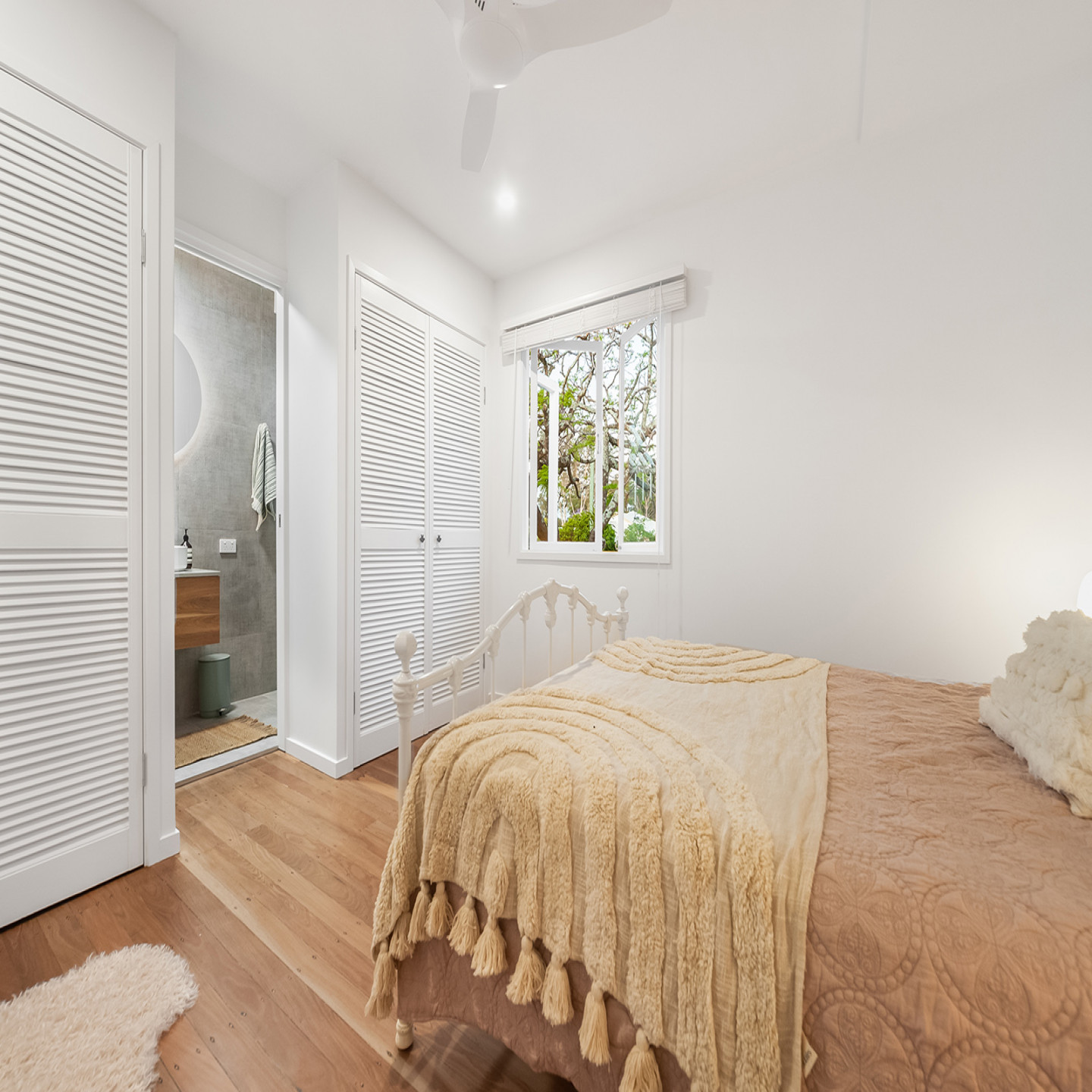 10 Katherine Street photo 8
