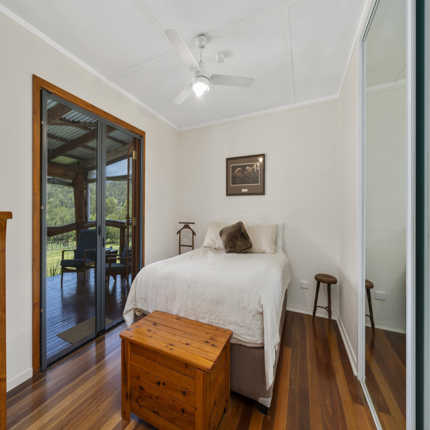 878 Mount Byron Road photo 9
