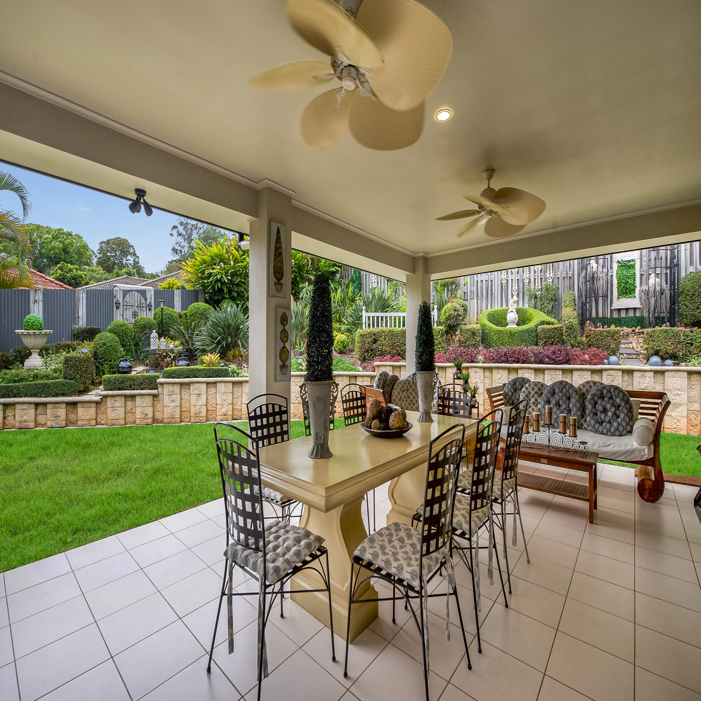 18 Oasis Court photo 4