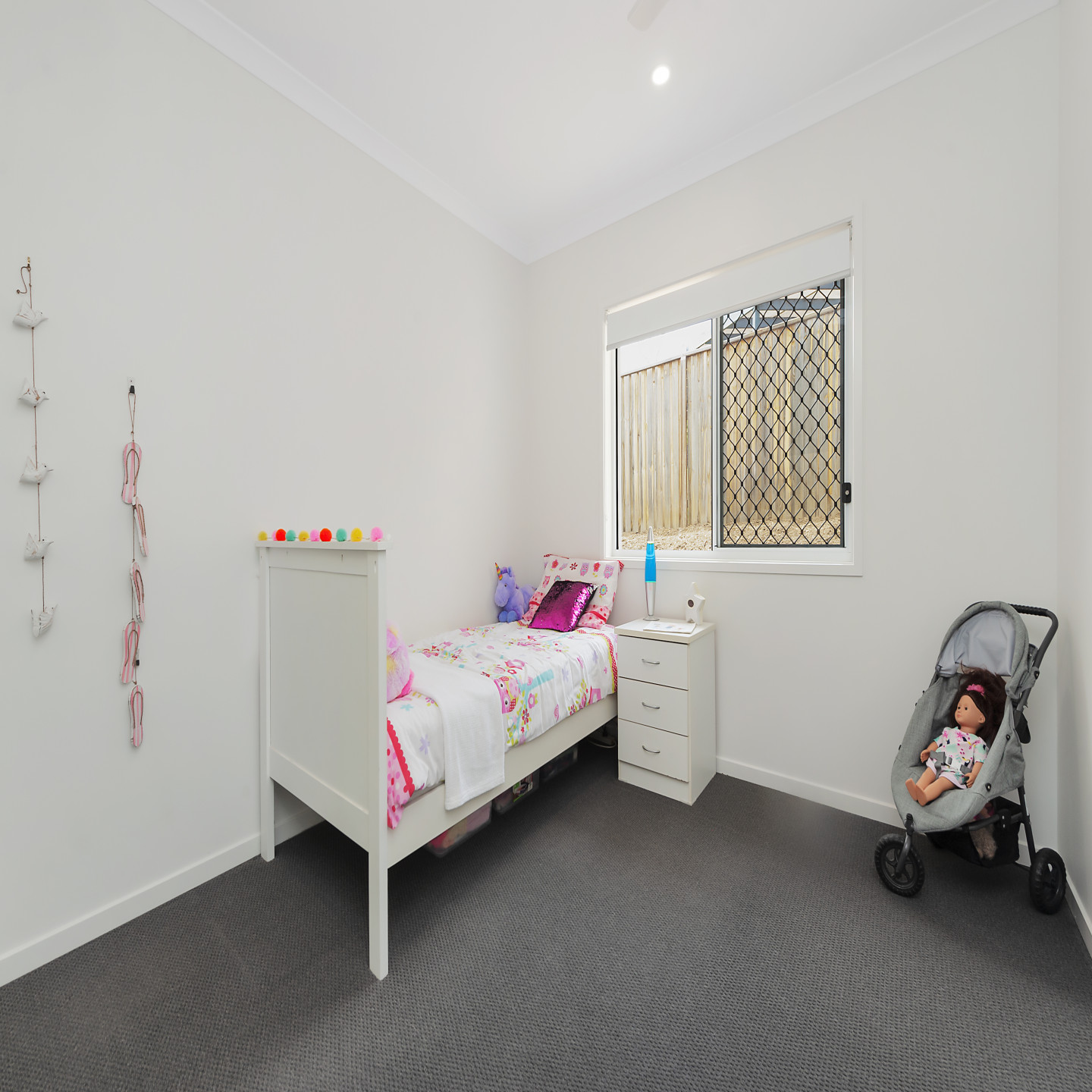 97 Rifle Range Road photo 3