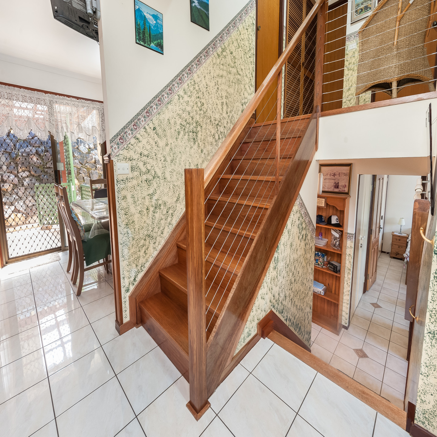 28 Norman Avenue photo 8