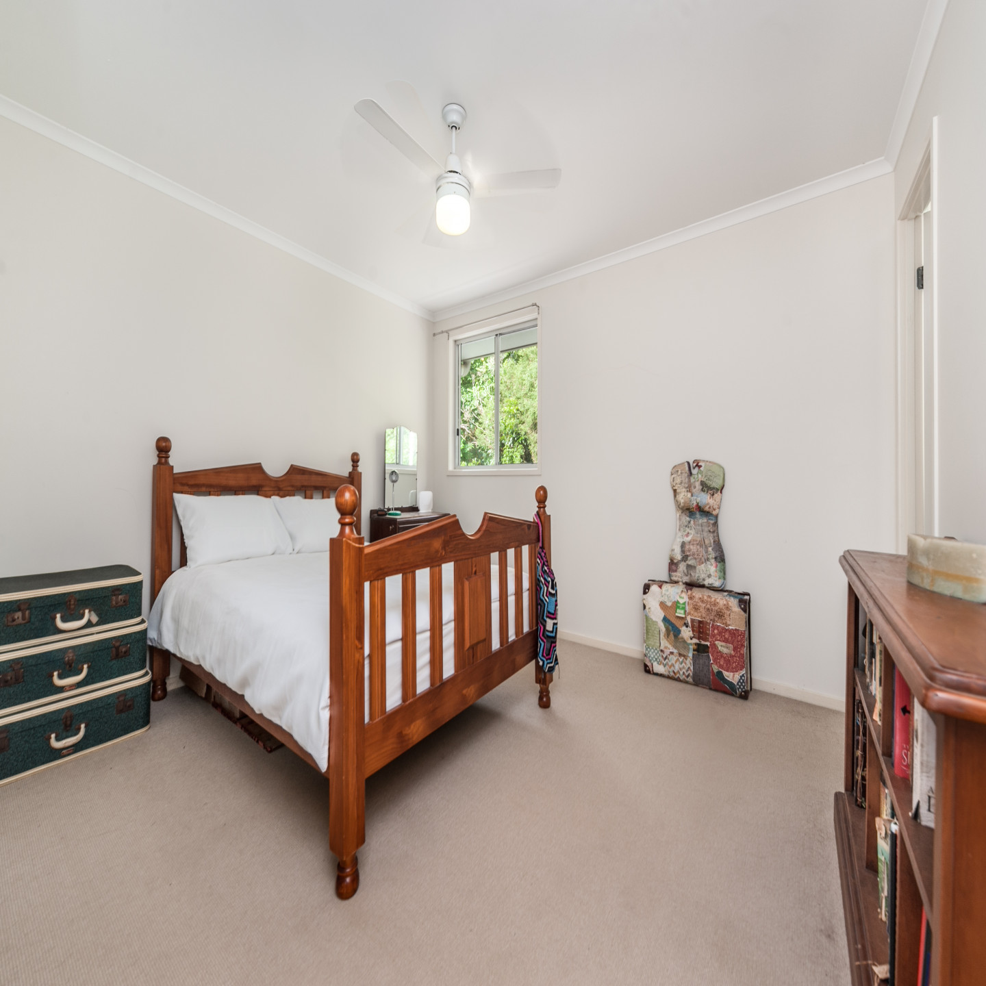 10/23 Alexandra Avenue photo 5
