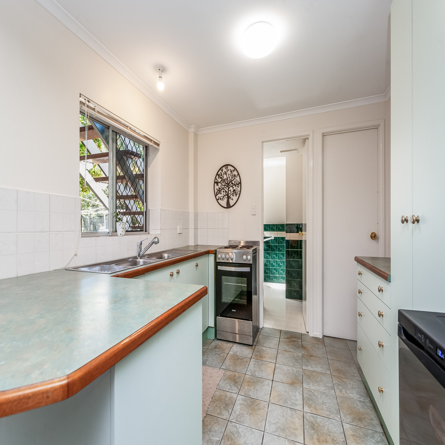 8 Stanley Street photo 16