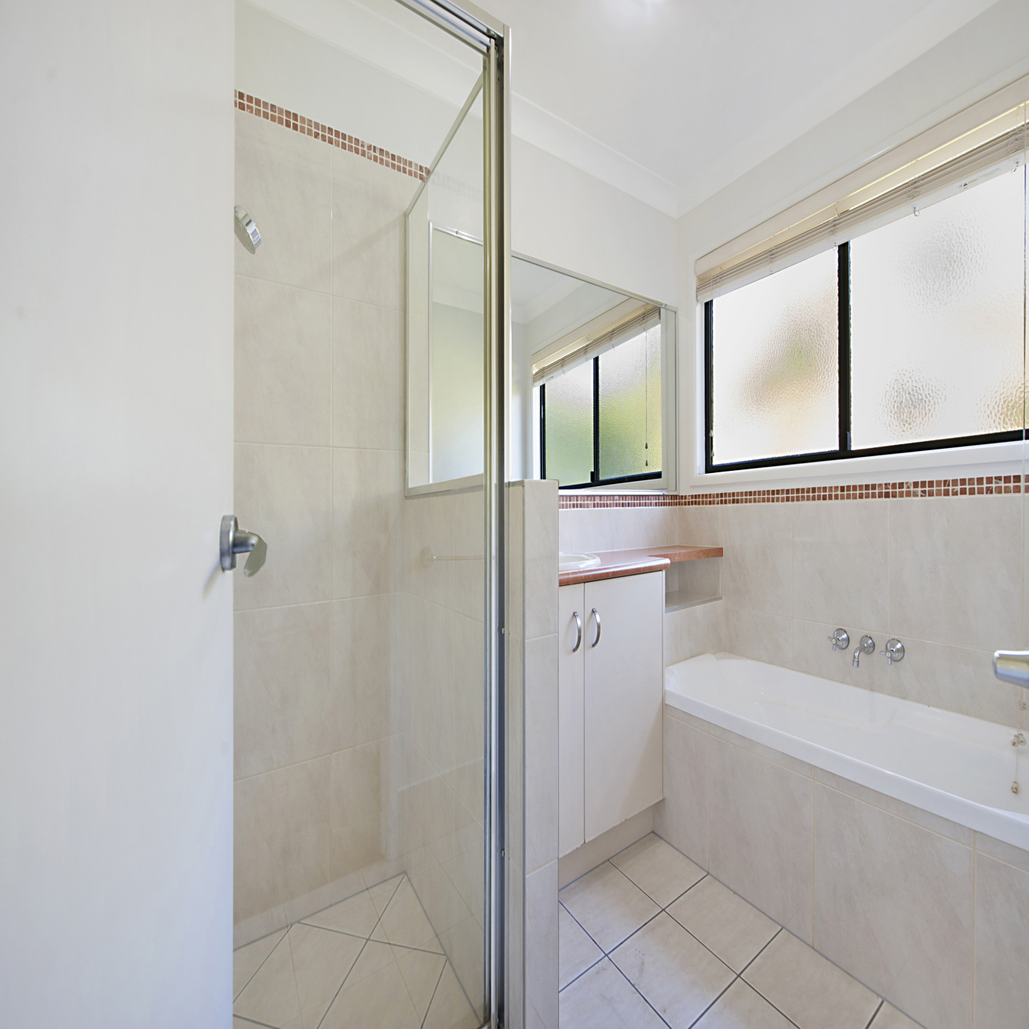 12 Deloraine Drive photo 13