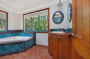 King-Road-MOOLOOLAH-VALLEY