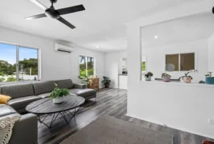 George-Street-Moffat-Beach-e1692072537660