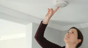 Smoke-Alarm-Legislation-672x372