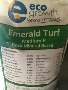 Slow-release-fertiliser-for-caring-lawns-and-garden