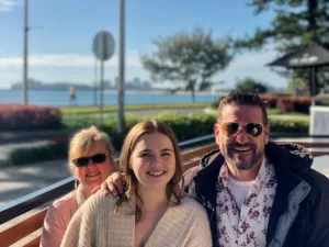 Kath-Amber-Byron-Miller-breakfast-in-Mooloolaba
