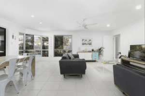 7-Connor-Close-Buderim-living-room-1024x678
